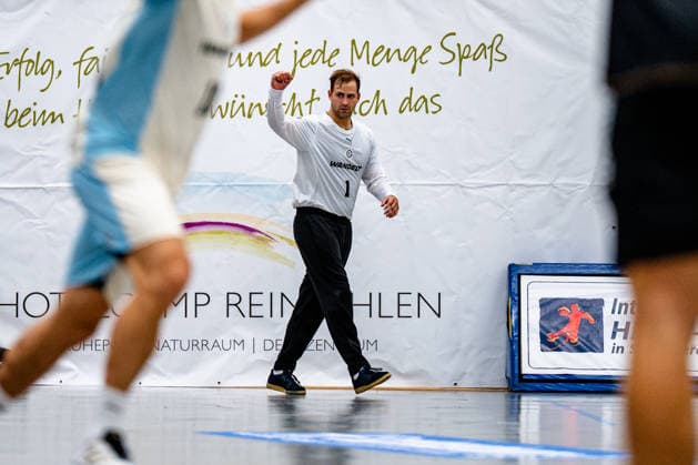 07.08.2026, xdobgx, Handball Heide-Cup 2026, VFL Gummersbach - Provence Aix v.l. Ignacio Biosca (VfL Gummersbach, 1) Jubelt ueber gehaltenen Ball, abgewehrt, gehalten, Torhueter Schneverdingen