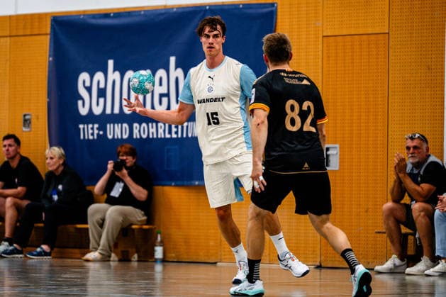 07.08.2026, xdobgx, Handball Heide-Cup 2026, VFL Gummersbach - Provence Aix v.l. Miro Schluroff (VfL Gummersbach, 15) am Ball, plays the ball Schneverdingen