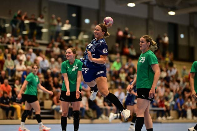Handball I Frauen I Saison 2026-2027 I Testspiel I Buxtehuder SV - VfL Oldenburg I 07.08.2026 Carina Senel (45, Buxtehuder Sportverein) Buxtehude Halle Nord (Neu) Niedersachsen Deutschland Copyright: xLobeca FelixxWeißbergx