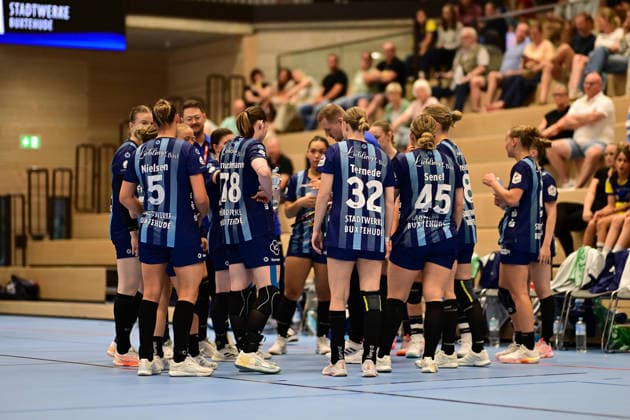 Handball I Frauen I Saison 2026-2027 I Testspiel I Buxtehuder SV - VfL Oldenburg I 07.08.2026 Buxtehuder Sportverein Frauen zusammen Buxtehude Halle Nord (Neu) Niedersachsen Deutschland Copyright: xLobeca FelixxWeißbergx