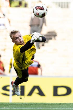 Regionalliga West: Borussia Dortmund II - 1.FC Köln II, 07.08.2026 Aaron Held (Borussia Dortmund U23, 33) beim Aufwärmen. Regionalliga West: Borussia Dortmund II - 1.FC Köln II, Rote Erde, Dortmund; 07.08.2026 DFB regulations prohibit any use of photographs as image sequences and or quasi video. Copyright: xBEAUTIFULxSPORTS Buriakovx