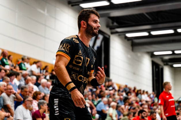 07.08.2026, xdobgx, Handball Heide-Cup 2026, VFL Gummersbach - Provence Aix v.l. Antoine Tissot (PAUC Handball, 17) lächelnd, freundlicher Gesichtsausdruck, smiling, friendly expression Schneverdingen