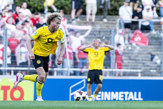 Regionalliga West: Borussia Dortmund II - 1.FC Köln II, 07.08.2026 Jesper Verlaat (Borussia Dortmund U23, 4) Regionalliga West: Borussia Dortmund II - 1.FC Köln II, Rote Erde, Dortmund; 07.08.2026 DFB regulations prohibit any use of photographs as image sequences and or quasi video. Copyright: xBEAUTIFULxSPORTS Buriakovx
