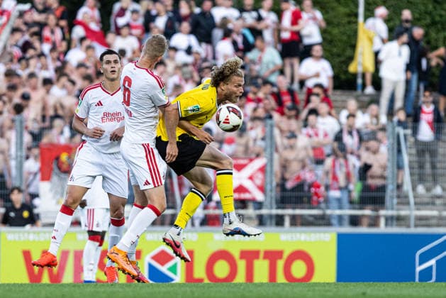 Regionalliga West: Borussia Dortmund II - 1.FC Köln II, 07.08.2026 Niklas Hoffmann (1. FC Köln U23, 6), Jesper Verlaat (Borussia Dortmund U23, 4) Regionalliga West: Borussia Dortmund II - 1.FC Köln II, Rote Erde, Dortmund; 07.08.2026 DFB regulations prohibit any use of photographs as image sequences and or quasi video. Copyright: xBEAUTIFULxSPORTS Buriakovx