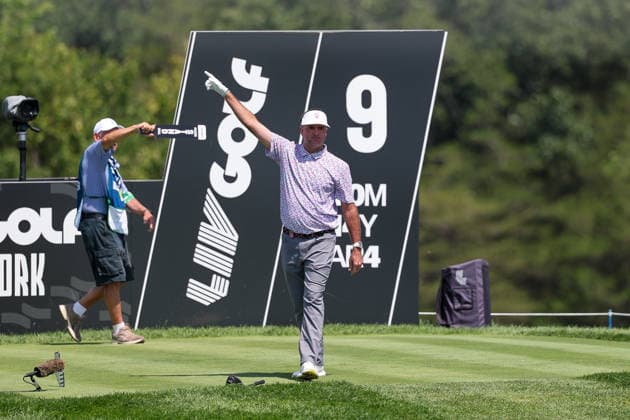 BEDMINSTER, NJ - AUGUST 07: Bubba Watson of the LIV Golf League points to the right on his drive on the 9th hole during the second round of LIV Golf New York on August 7, 2026 at Trump National Golf Club in Bedminster, New Jersey. (Photo by Andrew Mordzynski Icon Sportswire) GOLF: AUG 07 LIV Golf New York EDITORIAL USE ONLY Icon2608078141564