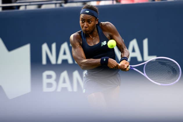August 7, 2026, Toronto, Ontario, Canada: COCO GAUFF of the United States returns the ball during her third-round match against Maria Sakkari of Greece at the National Bank Open, part of the Hologic WTA, Tennis Damen Tour, at Sobeys Stadium. Gauff defeated Sakkari 6-1, 6-4 to advance to the fourth round. Toronto Canada - ZUMAr228 20260807_znp_r228_038 Copyright: xVasiliyxRyabykhx