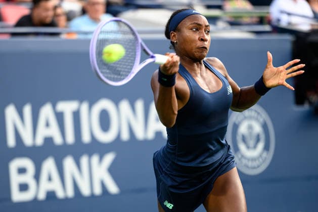 August 7, 2026, Toronto, Ontario, Canada: COCO GAUFF of the United States returns the ball during her third-round match against Maria Sakkari of Greece at the National Bank Open, part of the Hologic WTA, Tennis Damen Tour, at Sobeys Stadium. Gauff defeated Sakkari 6-1, 6-4 to advance to the fourth round. Toronto Canada - ZUMAr228 20260807_znp_r228_045 Copyright: xVasiliyxRyabykhx