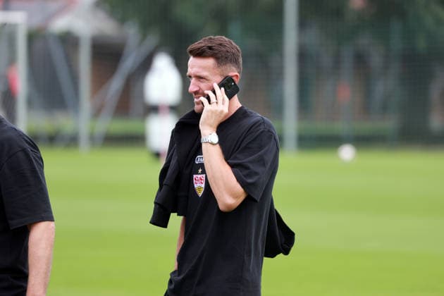 07.08.26 VfB Stuttgart Trainingslager Grassau Chiemsee 2026 Deutschland, Grassau, 07.08.2026, Fussball, Bundesliga, Saison 2026 2027, VfB Stuttgart, Trainingslager Grassau Chiemsee 2026: Christian Gentner (Sportdirektor).