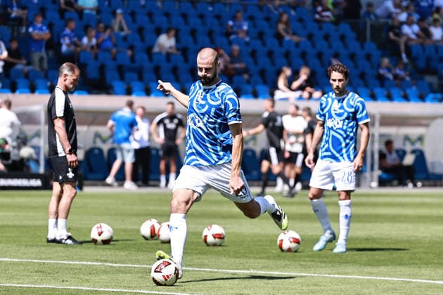 08.08.2026, xtvx, Fussball 2.Bundesliga, SV Darmstadt 98 - Holstein Kiel v.l. Aleksandar Vukotic (SV Darmstadt 98) warms up, beim Aufwaermen Torschuss, has a shot on goal (DFL DFB REGULATIONS PROHIBIT ANY USE OF PHOTOGRAPHS as IMAGE SEQUENCES and or QUASI-VIDEO) Darmstadt
