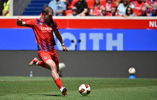 TOR zum 1:0 Budu Zivzivadze Siwsiwadse 1. FC Heidenheim 1846 FCH (11) Torschuss Aktion Torchance 1. FC Heidenheim 1846 FCH vs VfL Osnabrueck 08.08.2026 DFL REGULATIONS PROHIBIT ANY USE OF PHOTOGRAPHS AS IMAGE SEQUENCES AND OR QUASI-VIDEO 1. FC Heidenheim 1846 FCH vs VfL Osnabrueck