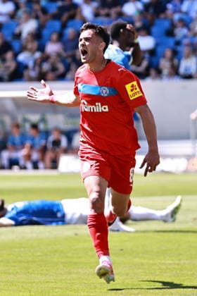 08.08.2026, xtvx, Fussball 2.Bundesliga, SV Darmstadt 98 - Holstein Kiel v.l. Goal scored, Tor zum 0:1 Guillermo Balzi (Holstein Kiel) Torjubel, Goal celebration, celebrate the goal, celebrates scoring (DFL DFB REGULATIONS PROHIBIT ANY USE OF PHOTOGRAPHS as IMAGE SEQUENCES and or QUASI-VIDEO) Darmstadt