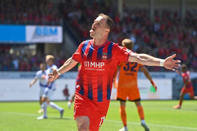 Torjubel Budu ZIVZIVADZE (Heidenheim), Jubel,Freude,Begeisterung,, Aktion,Einzelbild,angeschnittenes Einzelmotiv,Halbfigur,halbe Figur. Fussball 2. Bundesliga Saison 2026 2027, 1.Spieltag, Spieltag01 1.FC Heidenheim - VfL Osnabrueck am 08.08.2026 , VOITH ARENA