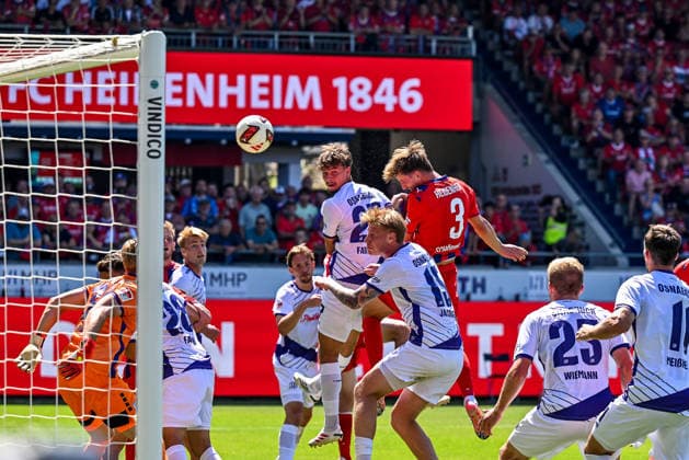 08.08.2026, GER, Fußball, Herren, 2. Bundesliga, 1. FC Heidenheim vs VfL Osnabrück Jan Schöppner (Heidenheim, 3), Tor zum 3:2 per Kopf Heidenheim Voith-Arena Baden-Württemberg Deutschland Copyright: xNordphotox xHafnerx