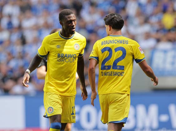 Torjubel Aaron Opoku (Eintracht Braunschweig) Fussball, Herren, Saison 2026 2027 2.BL, Avnet Arena, 1.Spieltag, 1.FC Magdeburg gegen Eintracht Braunschweig DFL REGULATIONS PROHIBIT ANY USE OF PHOTOGRAPHS AS IMAGE SEQUENCES AND OR QUASI-VIDEO.