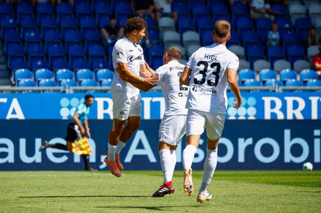 08.08.2026, xavx, Fussball 3.Liga, SV Wehen Wiesbaden - Preußen Münster v.l. Montell Ndikom (Preußen Münster) celebrate the goal, Der Torjubel zum 0:1 (DFL DFB REGULATIONS PROHIBIT ANY USE OF PHOTOGRAPHS as IMAGE SEQUENCES and or QUASI-VIDEO) Wiesbaden