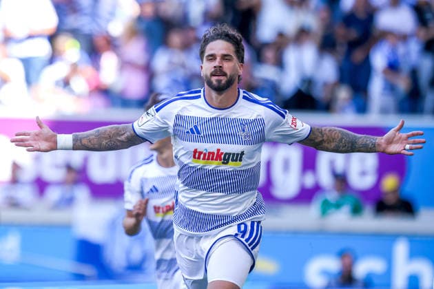 2026.08.08, xkwix, Fußball, 3. Liga, MSV Duisburg - SV Meppen, Schauinsland-Reisen-Arena, 1.Spieltag, Saison 2026 2027: Tor und Jubel von Lex Tyger Lobinger (MSV Duisburg 9) zum 1:0 DFB regulations prohibit any use of photographs as image sequences and or quasi-video. Photo: xKamilxWilkowskixPressefotoKochx Nordrhein-Westfalen Deutschland
