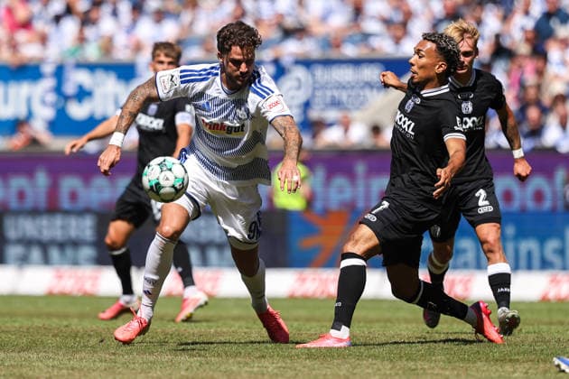 2026.08.08, xkwix, Fußball, 3. Liga, MSV Duisburg - SV Meppen, Schauinsland-Reisen-Arena, 1.Spieltag, Saison 2026 2027: Lex Tyger Lobinger (MSV Duisburg 9) im Zweikampf gegen Oliver Schmitt (SV Meppen 7) DFB regulations prohibit any use of photographs as image sequences and or quasi-video. Photo: xKamilxWilkowskixPressefotoKochx Nordrhein-Westfalen Deutschland
