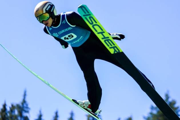 SAUT A SKI COUPE MONDE COURCHEVEL PHOTOPQR LE DAUPHINE Tom PHAM VAN SUU ; Courchevel ; 08 08 2026 ; A Courchevel (Savoie), le 8 août 2026. Coupe du monde de saut à ski. Sur notre photo : Jules Chervet. Photo : Tom Pham Van Suu Le Dauphiné Libéré Courchevel (Savoie), August 8, 2026. Ski jumping, Skispringen, Ski, nordisch World Cup. Courchevel Savoie Rhône-Alpes France  Copyright: xPHOTOPQR LExDAUPHINE MAXPPPxTomxPHAMxVANxSUUx 20260808JDL4734 20260808JDL4734