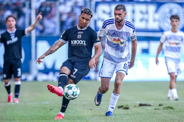 2026.08.08, xkwix, Fußball, 3. Liga, MSV Duisburg - SV Meppen, Schauinsland-Reisen-Arena, 1.Spieltag, Saison 2026 2027: Oliver Schmitt (SV Meppen 7) im Zweikampf gegen Rasim Bulic (MSV Duisburg 6) DFB regulations prohibit any use of photographs as image sequences and or quasi-video. Photo: xKamilxWilkowskixPressefotoKochx Nordrhein-Westfalen Deutschland