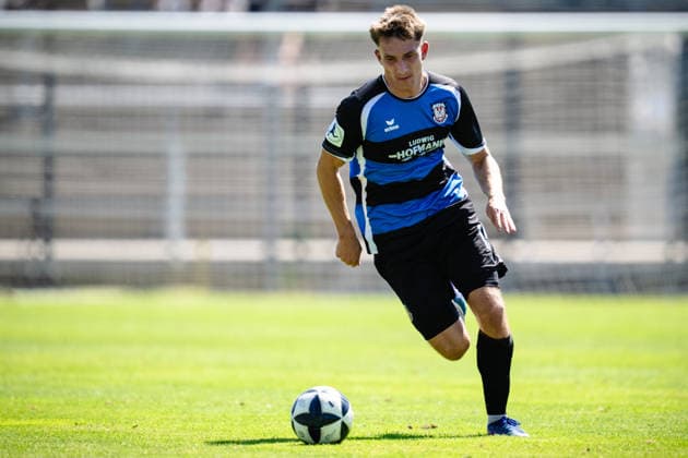 Nick Doktorczyk (FSV Frankfurt, 15) FSV Frankfurt vs. VfR Mannheim, Fussball, Regionalliga Suedwest, 1. Spieltag, Saison 2026 2027, 08.08.2026 Eibner-Pressefoto Attila Ziga FSV Frankfurt vs. VfR Mannheim, Fussball, Regionalliga Suedwest, 1. Spieltag, Saison 2026 2027, 08.08.2026 Frankfurt Copyright: xEibner-Pressefotox EP_AZA