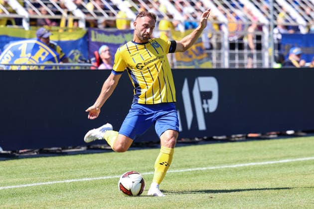 Deutschland: Regionalliga Nordost 2026 2027, 4. Spieltag, 1.FC Lok Leipzig - Hertha BSC II, Bruno-Plache-Stadion (Leipzig): Tobias Dombrowa (1. FC Lokomotive Leipzig, 34) am Ball Copyright: xLucasxWalterx