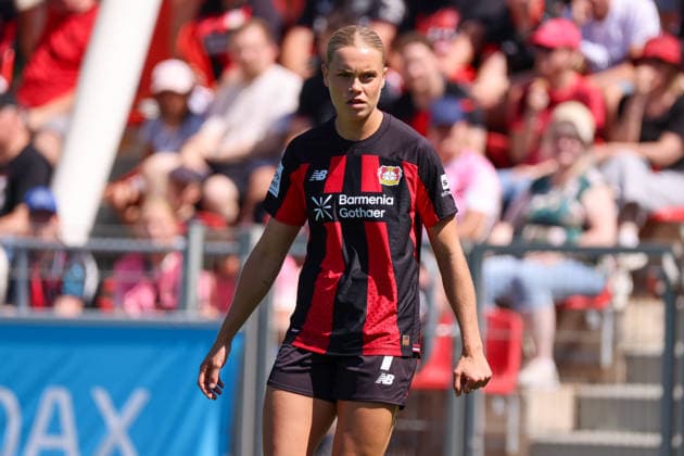 Leverkusen, Deutschland: 08.08.2026 - Saisoneröffnung Testspiel - Bayer Leverkusen Frauen vs. Feyenoord Rotterdam Frauen Im Bild: Cornelia Kramer (Leverkusen) Copyright: HMBxMedia MadeleinexFantini