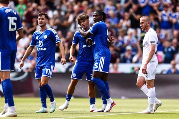 Caleb Okoli of Leicester City scores his sides first goal of the match and celebrates with team mates Leicester City v Northampton Town, EFL Carabao Cup, First Round, Football, King Power Stadium, Leicester, UK - 08 Aug 2026Leicester King Power Stadium United Kingdom EDITORIAL USE ONLY No use with unauthorised audio, video, data, fixture lists, club league logos or live services. Online in-match use limited to 120 images, no video emulation. No use in betting, games or single club league player publications.  Copyright: xMarkxKerton Shutterstockx 17051082bd