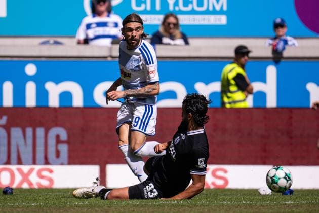 3.Liga MSV Duisburg - SV Meppen ** NUR FÜR REDAKTIONELLE ZWECKE ** EDITORIAL USE ONLY **<p>Fußball 3.Liga MSV Duisburg - SV Meppen am 08.08.26 in der Schauinsland-Reisen Arena in Duisburg Joshua Bitter ( Duisburg ) Duisburg Copyright: JakobxKlos