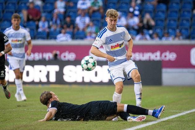 3.Liga MSV Duisburg - SV Meppen ** NUR FÜR REDAKTIONELLE ZWECKE ** EDITORIAL USE ONLY **<p>Fußball 3.Liga MSV Duisburg - SV Meppen am 08.08.26 in der Schauinsland-Reisen Arena in Duisburg Dominik Kother ( Duisburg ) Duisburg Copyright: JakobxKlos
