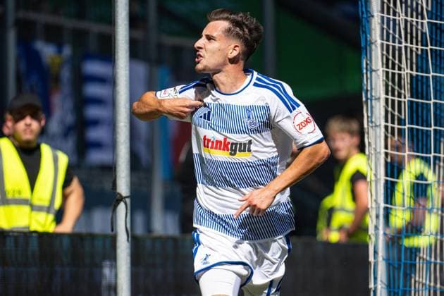 3.Liga MSV Duisburg - SV Meppen ** NUR FÜR REDAKTIONELLE ZWECKE ** EDITORIAL USE ONLY **<p>Fußball 3.Liga MSV Duisburg - SV Meppen am 08.08.26 in der Schauinsland-Reisen Arena in Duisburg Torjubel zum 3:0 durch Conor Noß ( Duisburg ) Duisburg Copyright: JakobxKlos
