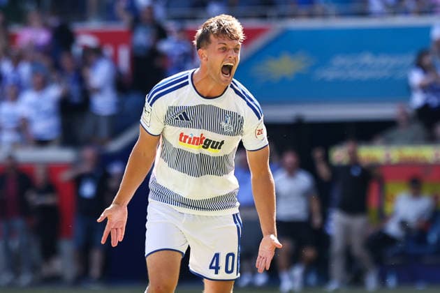 2026.08.08, xkwix, Fußball, 3. Liga, MSV Duisburg - SV Meppen, Schauinsland-Reisen-Arena, 1.Spieltag, Saison 2026 2027: Jubel beim Tor zum 2:0 durch Ben Schlicke (MSV Duisburg 40) DFB regulations prohibit any use of photographs as image sequences and or quasi-video. Photo: xKamilxWilkowskixPressefotoKochx Nordrhein-Westfalen Deutschland
