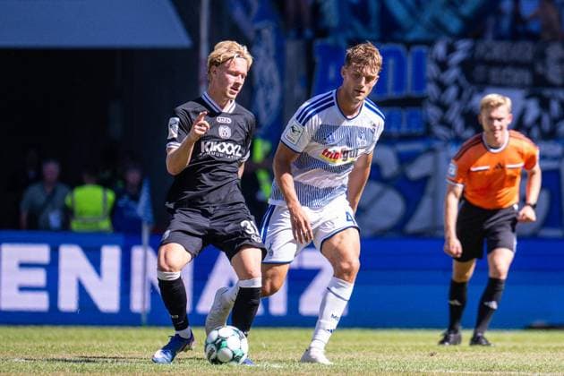 3.Liga MSV Duisburg - SV Meppen ** NUR FÜR REDAKTIONELLE ZWECKE ** EDITORIAL USE ONLY **<p>Fußball 3.Liga MSV Duisburg - SV Meppen am 08.08.26 in der Schauinsland-Reisen Arena in Duisburg Ben Schlicke ( Duisburg ) Duisburg Copyright: JakobxKlos