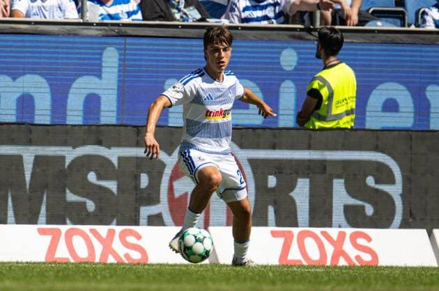 3.Liga MSV Duisburg - SV Meppen ** NUR FÜR REDAKTIONELLE ZWECKE ** EDITORIAL USE ONLY **<p>Fußball 3.Liga MSV Duisburg - SV Meppen am 08.08.26 in der Schauinsland-Reisen Arena in Duisburg Jan-Simon Symalla ( Duisburg ) Duisburg Copyright: JakobxKlos