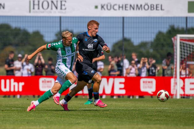 Testspiel: Werder Bremen vs. SC Paderborn 07, 08.08.2026 Marco Grüll (Werder Bremen, 17); Testspiel: Werder Bremen vs. SC Paderborn 07 am 08.08.2026 in Vechta (Stadion Oyther Berg), Germany, Copyright: xBEAUTIFULxSPORTS Neddermannx