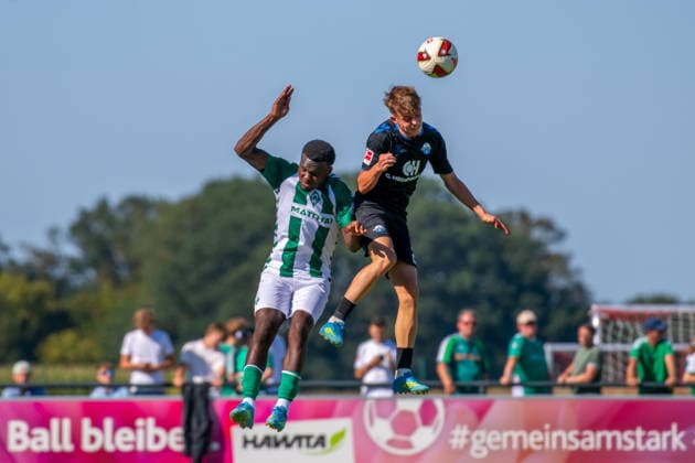 Testspiel: Werder Bremen vs. SC Paderborn 07, 08.08.2026 Ruben Müller (SC Paderborn 07, 2); Testspiel: Werder Bremen vs. SC Paderborn 07 am 08.08.2026 in Vechta (Stadion Oyther Berg), Germany, Copyright: xBEAUTIFULxSPORTS Neddermannx