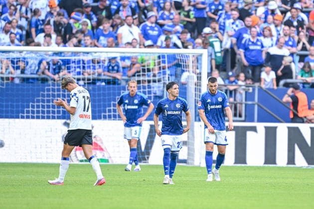 08.08.2026, Fussball, Saison 2026 2027, Testspiel, FC Schalke 04 - Atalanta Bergamo, Soufiane El-Faouzi (FC Schalke 04), Hasan Kurucay (FC Schalke 04) xRHR-FOTO YYx Copyright: KROEGER RHR-FOTOx RHR-FOTO YY