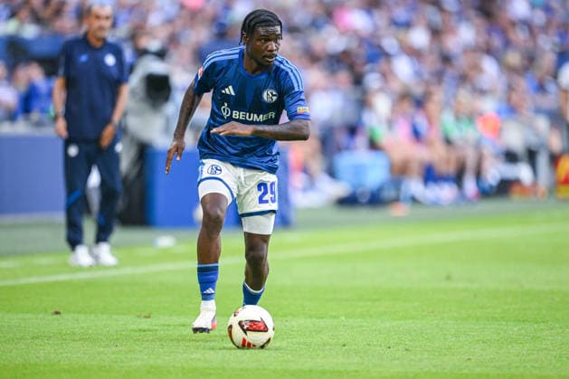 08.08.2026, Fussball, Saison 2026 2027, Testspiel, FC Schalke 04 - Atalanta Bergamo, Junior Dina Ebimbe (FC Schalke 04) xRHR-FOTO YYx Copyright: KROEGER RHR-FOTOx RHR-FOTO YY