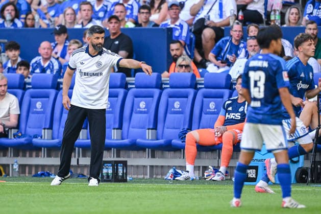 08.08.2026, Fussball, Saison 2026 2027, Testspiel, FC Schalke 04 - Atalanta Bergamo, Trainer Miron Muslic (FC Schalke 04) xRHR-FOTO YYx Copyright: KROEGER RHR-FOTOx RHR-FOTO YY