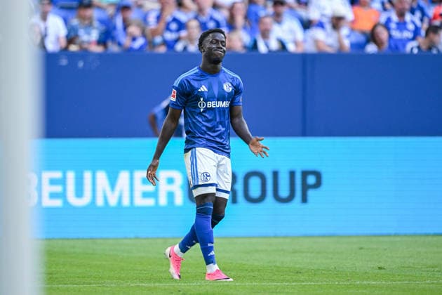 08.08.2026, Fussball, Saison 2026 2027, Testspiel, FC Schalke 04 - Atalanta Bergamo, Christian Gomis (FC Schalke 04) xRHR-FOTO YYx Copyright: KROEGER RHR-FOTOx RHR-FOTO YY