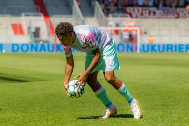 Ingolstadt, Deutschland 08. August 2026: 3. Liga - 2026 2027 - Sp. 1 - FC Ingolstadt 04 gegen FC Würzburger Kickers Im Bild: Liam Omore (FWK) DFB DFL regulations prohibit any use of photographs as image sequences and or quasi-video Audi Sportpark Bayern Copyright: xFotostandx xSchäferx