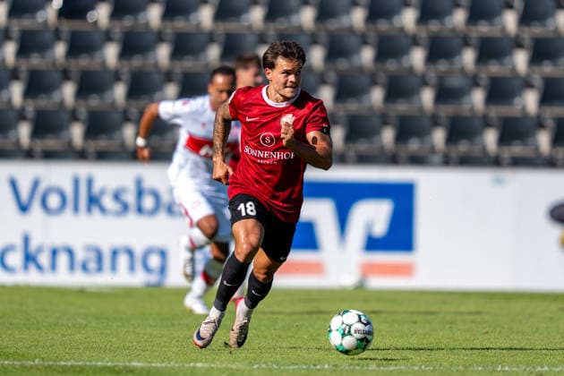 Niklas Pollex (SG Sonnenhof Großaspach, 18), SG Sonnenhof Großaspach vs. Fortuna Köln, Fussball, 3. Liga, 1. Spieltag, 08.08.2026, DFB regulations prohibit any use of photographs as image sequences and or quasi-video Aspach Baden-Wuerttemberg Deutschland