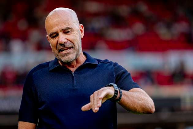 EINDHOVEN - PSV Eindhoven coach Peter Bosz during the Vriendenloterij Eredivisie match between PSV and Fortuna Sittard at Philips Stadion on August 8, 2026 in Eindhoven, the Netherlands. (Photo by DeFodi Images) -