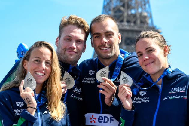 Ginevra Taddeucci, Marcello Guidi, Gregorio Paltrinieri, Barbara Pozzobon of Italy show the silver medal after competing in the open water swimming 4x1500m Mixed Relay Final during the European Aquatics Championships at the River Seine in Paris (France), August 8, 2026. Andrea Staccioli