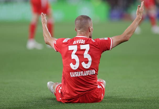 Jan Elvedi (1.FC Kaiserslautern) Fussball, Herren, Saison 2026 2027, 2.Liga, Volkswagenarena, VfL Wolfsburg gegen 1.FC Kaiserslautern DFL REGULATIONS PROHIBIT ANY USE OF PHOTOGRAPHS AS IMAGE SEQUENCES AND OR QUASI-VIDEO.