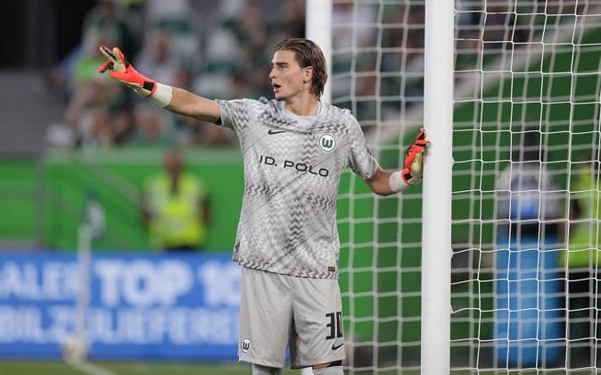 Jakub Zielinski (VfL Wolfsburg) Fussball, Herren, Saison 2026 2027, 2.Liga, Volkswagenarena, VfL Wolfsburg gegen 1.FC Kaiserslautern DFL REGULATIONS PROHIBIT ANY USE OF PHOTOGRAPHS AS IMAGE SEQUENCES AND OR QUASI-VIDEO.
