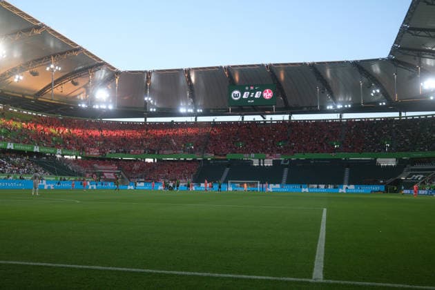 08.08.2026 Fußball Herren 2026 2027 2. Bundesliga 1. Spieltag VfL Wolfsburg - 1. FC Kaiserslautern Volkswagen Arena Wolfsburg Die Fankurve vom 1. FC Kaiserslautern in Wolfsburg. Wolfsburg Niedersachsen Deutschland