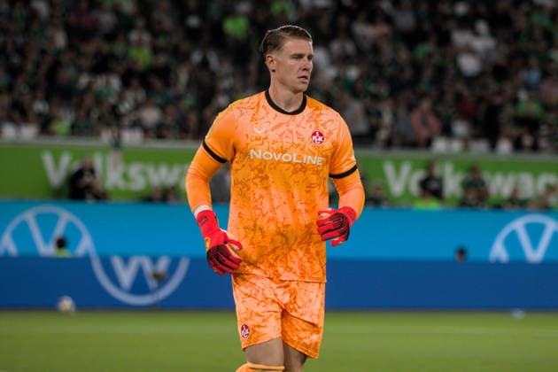 08.08.2026 Fußball Herren 2026 2027 2. Bundesliga 1. Spieltag VfL Wolfsburg - 1. FC Kaiserslautern Volkswagen Arena Wolfsburg Julian Krahl (Kaiserslautern, 1, orange). Wolfsburg Niedersachsen Deutschland