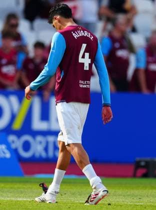 Edson Alvarez of West Ham United walks off at full time West Ham United v Portsmouth, EFL Carabao Cup, First Round, Football, London Stadium, London, UK - 08 Aug 2026London London Stadium United Kingdom EDITORIAL USE ONLY No use with unauthorised audio, video, data, fixture lists, club league logos or live services. Online in-match use limited to 120 images, no video emulation. No use in betting, games or single club league player publications.  Copyright: xJavierxGarcia Shutterstockx 17051072cy