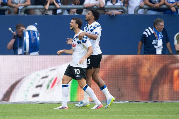Torjubel Atalanta Bergamo , Lazar SAMARDZIC (AB) nach seinem Tor zum 0-2, Jubel, jubeln, Freude, cheers, Fussball Freundschaftsspiel FC Schalke 04 - Atalanta Bergamo 0-3 am 08.08.2026 in der Veltins-Arena Gelsenkirchen Deutschland. DFL regulations prohibit any use of photographs as image sequences and or quasi-video Â