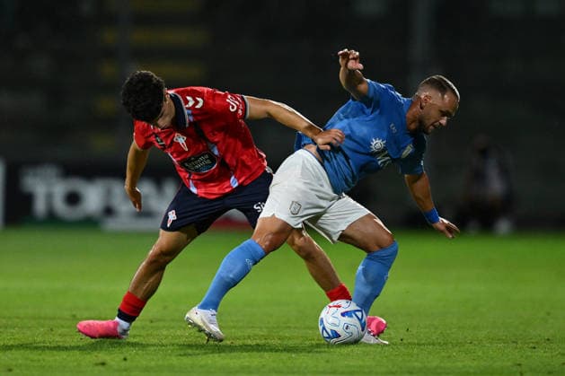 RECORD DATE NOT STATED 8th August 2026, Stadio Teofilo Patini, Castel di Sangro, Italy; Friendly Football; Napoli versus Celta Vigo; Andreas Antanon of Real Club Celta de Vigo and Stanislav Lobotka of Napoli battle for the ball DomenicoxCippitelli